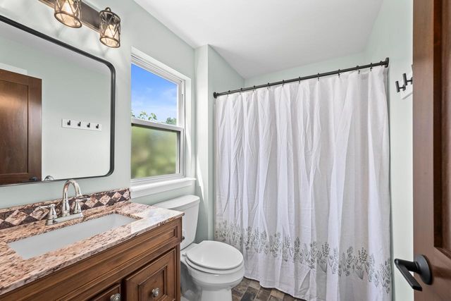 29518 River View PARKWAY, Burlington, WI 53105