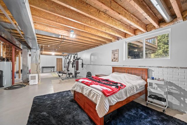 29518 River View PARKWAY, Burlington, WI 53105