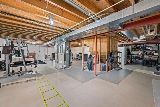 29518 River View PARKWAY, Burlington, WI 53105