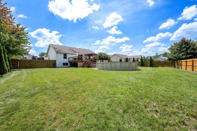 29518 River View PARKWAY, Burlington, WI 53105