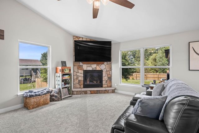 29518 River View PARKWAY, Burlington, WI 53105