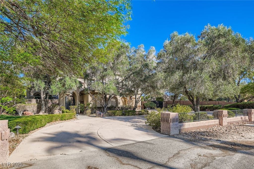 5025 Conough Lane, Las Vegas, NV 89149