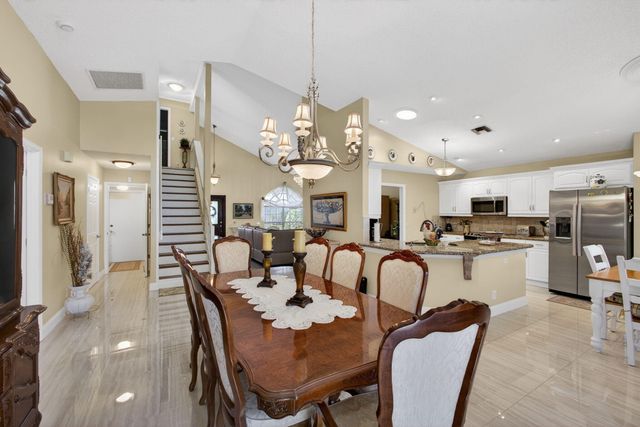 151 St Michaels Court, Jupiter, FL 33458