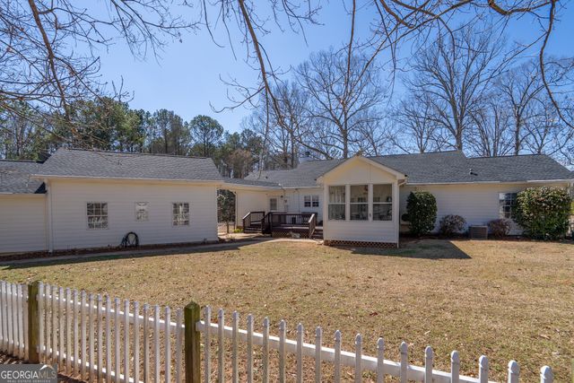 1650 Pierce Dairy Road, Madison, GA 30650