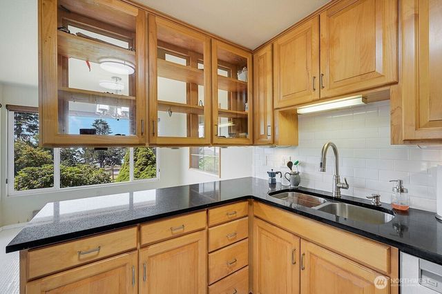 320 N Palmer Drive, Port Townsend, WA 98368