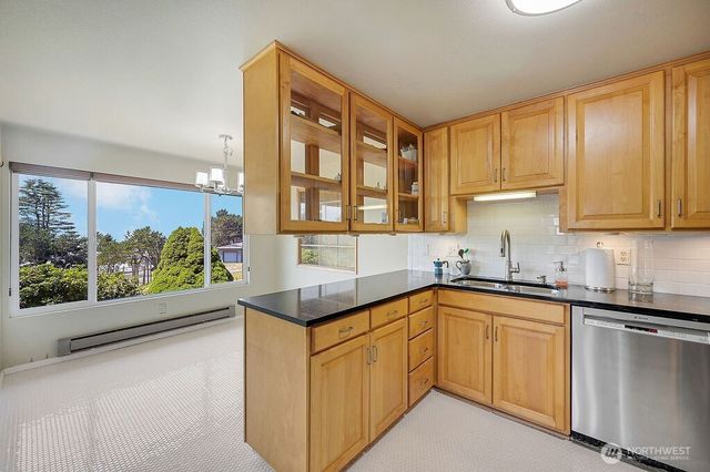 320 N Palmer Drive, Port Townsend, WA 98368