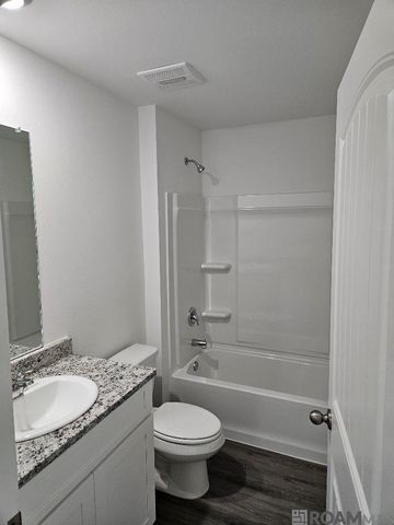 35434 Grovemont Dr, Walker, LA 70785