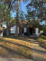 311 Clifford St, Corpus Christi, TX 78404