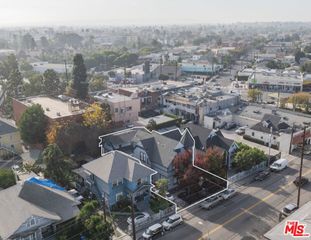 1030 W 23rd Street, Los Angeles, CA 90007
