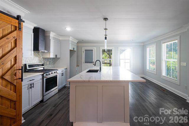 2520 Alleghany Street, Charlotte, NC 28208