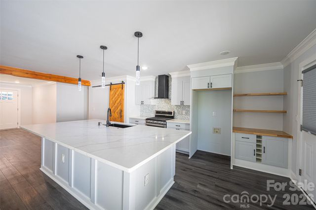 2520 Alleghany Street, Charlotte, NC 28208