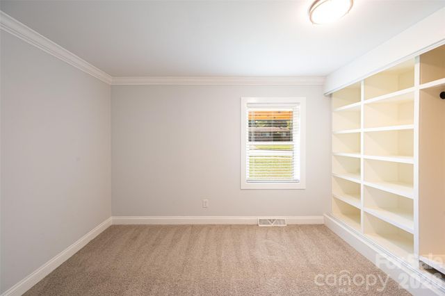 2520 Alleghany Street, Charlotte, NC 28208