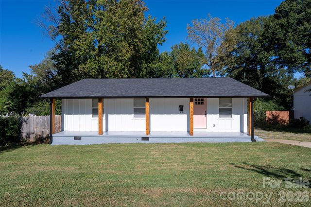 2520 Alleghany Street, Charlotte, NC 28208