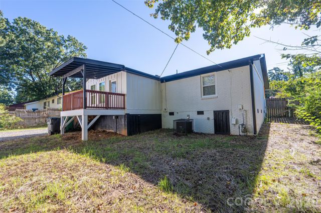 2520 Alleghany Street, Charlotte, NC 28208