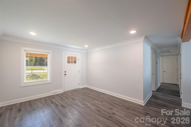 2520 Alleghany Street, Charlotte, NC 28208