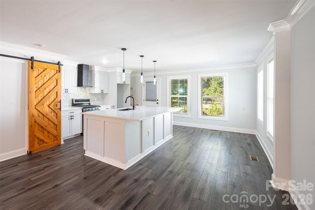 2520 Alleghany Street, Charlotte, NC 28208