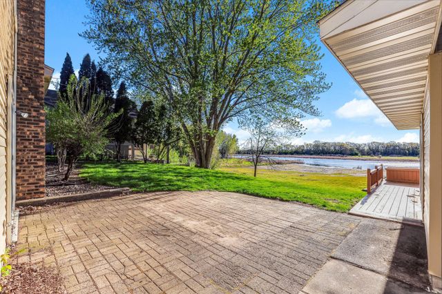 129 E Golden Lake Lane, Circle Pines, MN 55014