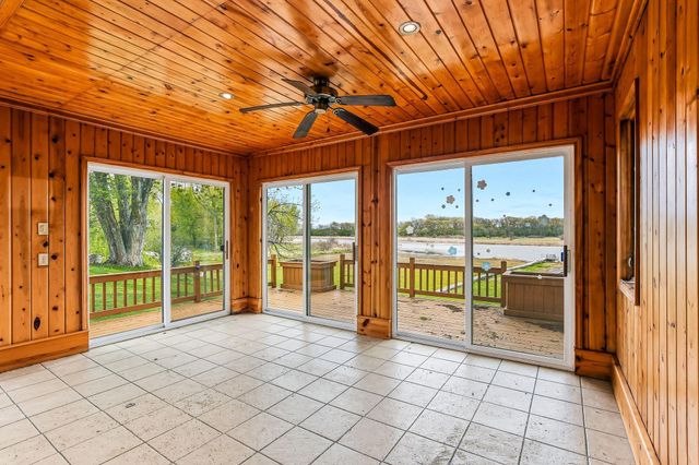 129 E Golden Lake Lane, Circle Pines, MN 55014