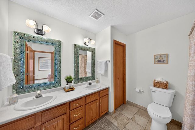 4523 5th Street NW, Rochester, MN 55901
