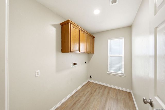 9839 Ramblin River Rd, San Antonio, TX 78251