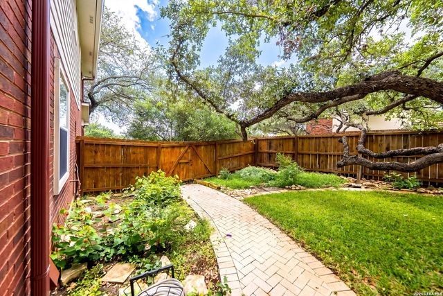 9839 Ramblin River Rd, San Antonio, TX 78251
