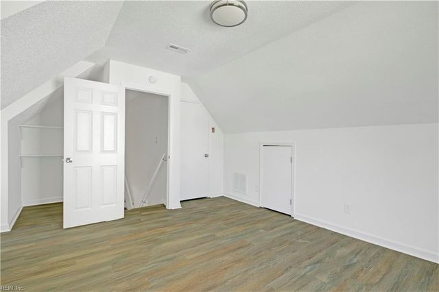 453 Waverly PL, Newport News, VA 23608