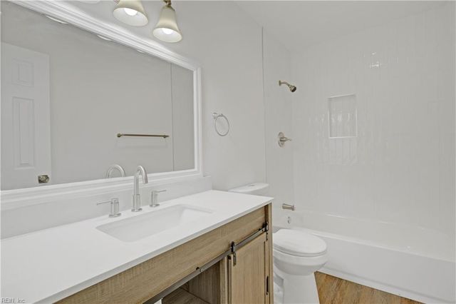 453 Waverly PL, Newport News, VA 23608