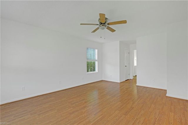 453 Waverly PL, Newport News, VA 23608