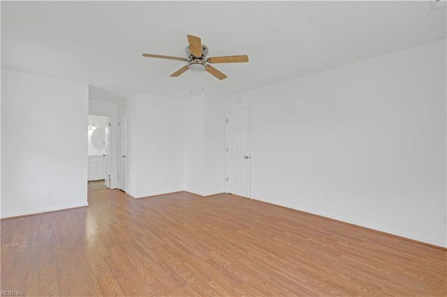 453 Waverly PL, Newport News, VA 23608