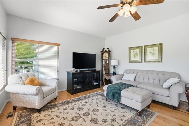 60 E Long Meadow Drive, Springboro, OH 45066
