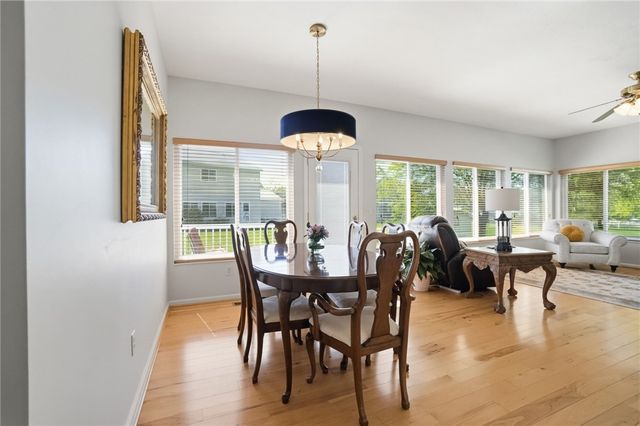 60 E Long Meadow Drive, Springboro, OH 45066