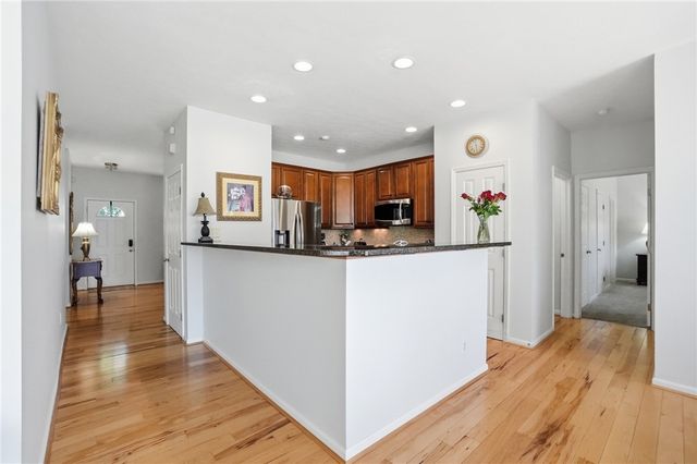 60 E Long Meadow Drive, Springboro, OH 45066