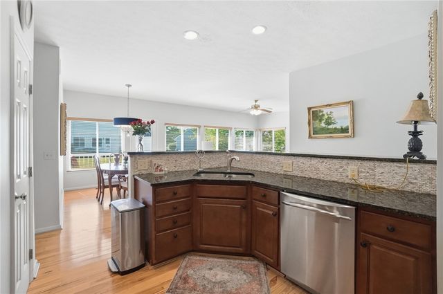 60 E Long Meadow Drive, Springboro, OH 45066
