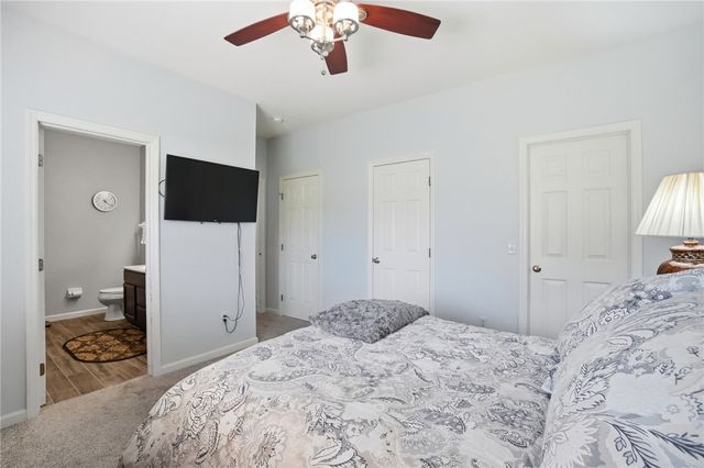 60 E Long Meadow Drive, Springboro, OH 45066