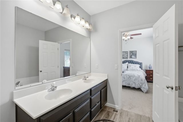 60 E Long Meadow Drive, Springboro, OH 45066