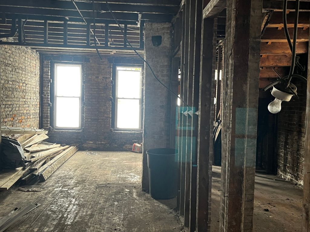 3303 S Aberdeen Street, Chicago, IL 60608 — photo 4