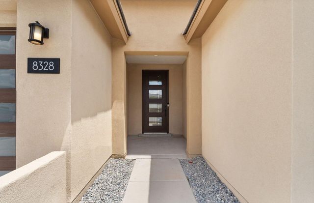 8328 Steinbeck Way NW, Albuquerque, NM 87120