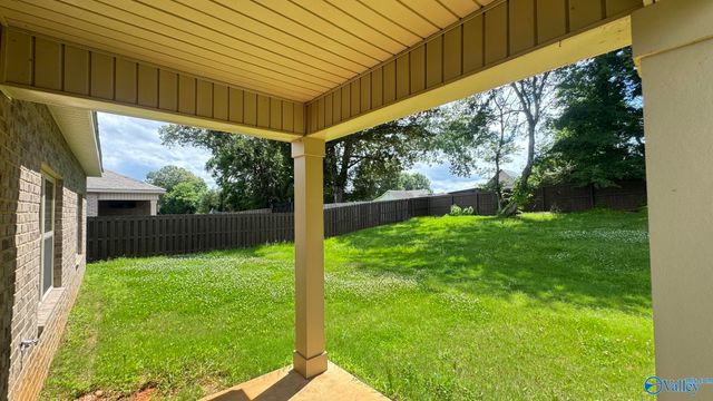 114 Canonbury Drive, New Market, AL 35761