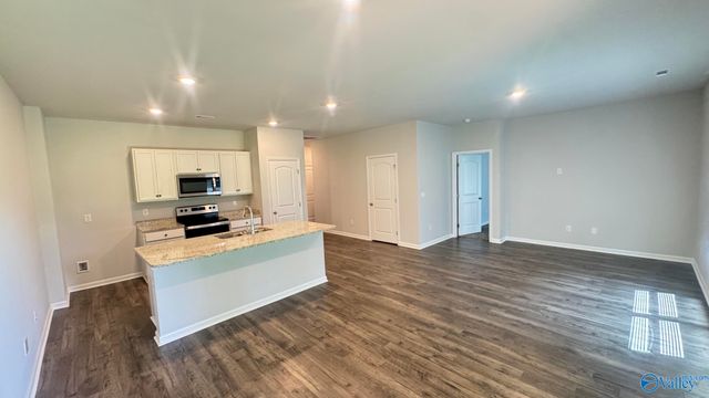 114 Canonbury Drive, New Market, AL 35761