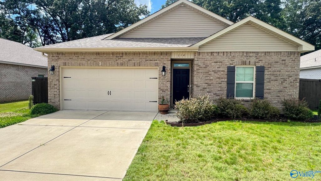 114 Canonbury Drive, New Market, AL 35761