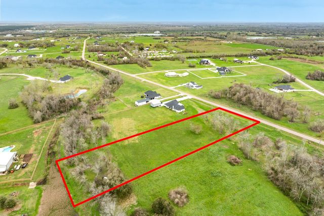 810 Chenango Ranch Drive, Angleton, TX 77515