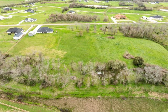 810 Chenango Ranch Drive, Angleton, TX 77515