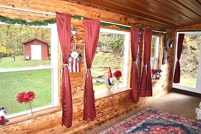 1067 Spring Branch Road, Wayne, WV 25570