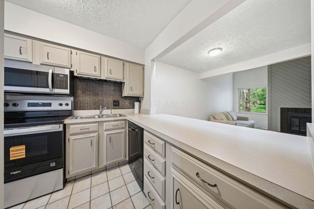 400 Fenway Road, A, Columbus, OH 43214