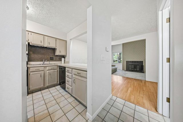 400 Fenway Road, A, Columbus, OH 43214