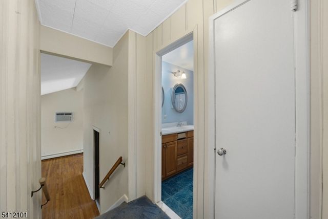 42 David Ter, Middletown Twp., NJ 07701