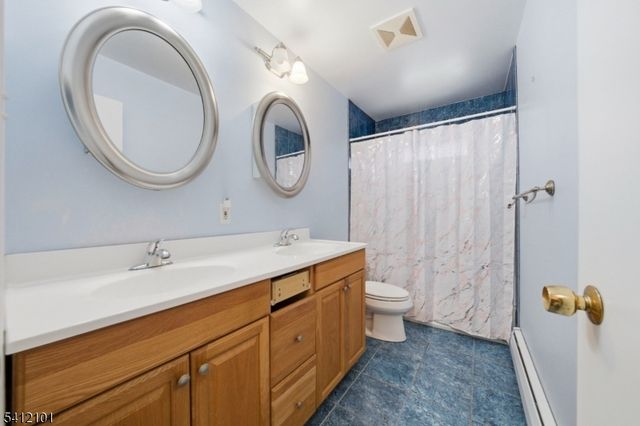 42 David Ter, Middletown Twp., NJ 07701