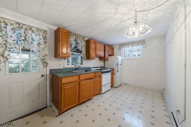 42 David Ter, Middletown Twp., NJ 07701