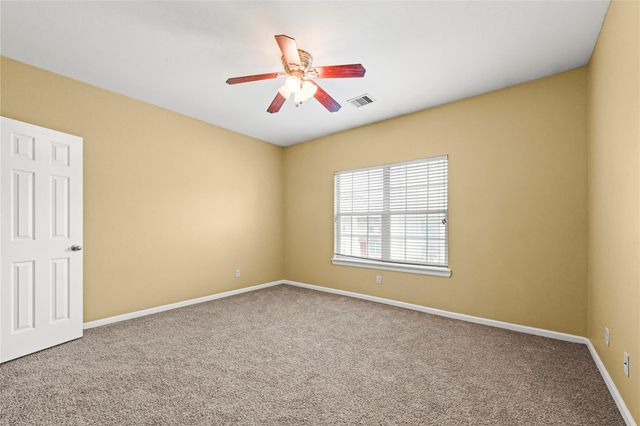 1520 Sherwood Forest Street 301, Houston, TX 77043