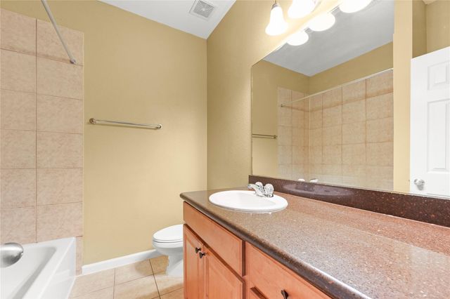 1520 Sherwood Forest Street 301, Houston, TX 77043